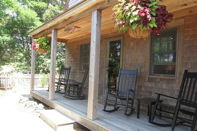 New 2 Bedroom Listing in Provincetown!