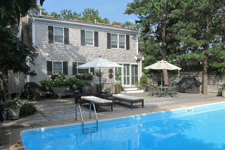 New  4 Bedroom Listing in Provincetown!