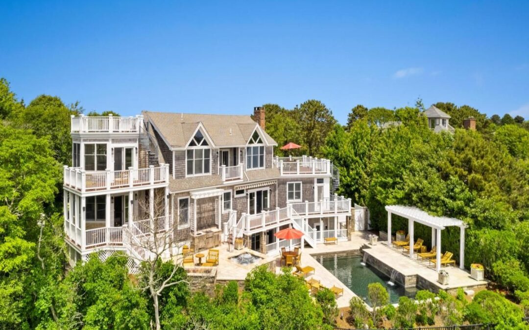 Sold 3 Beds 3.5 Baths Single Family in Provincetown!